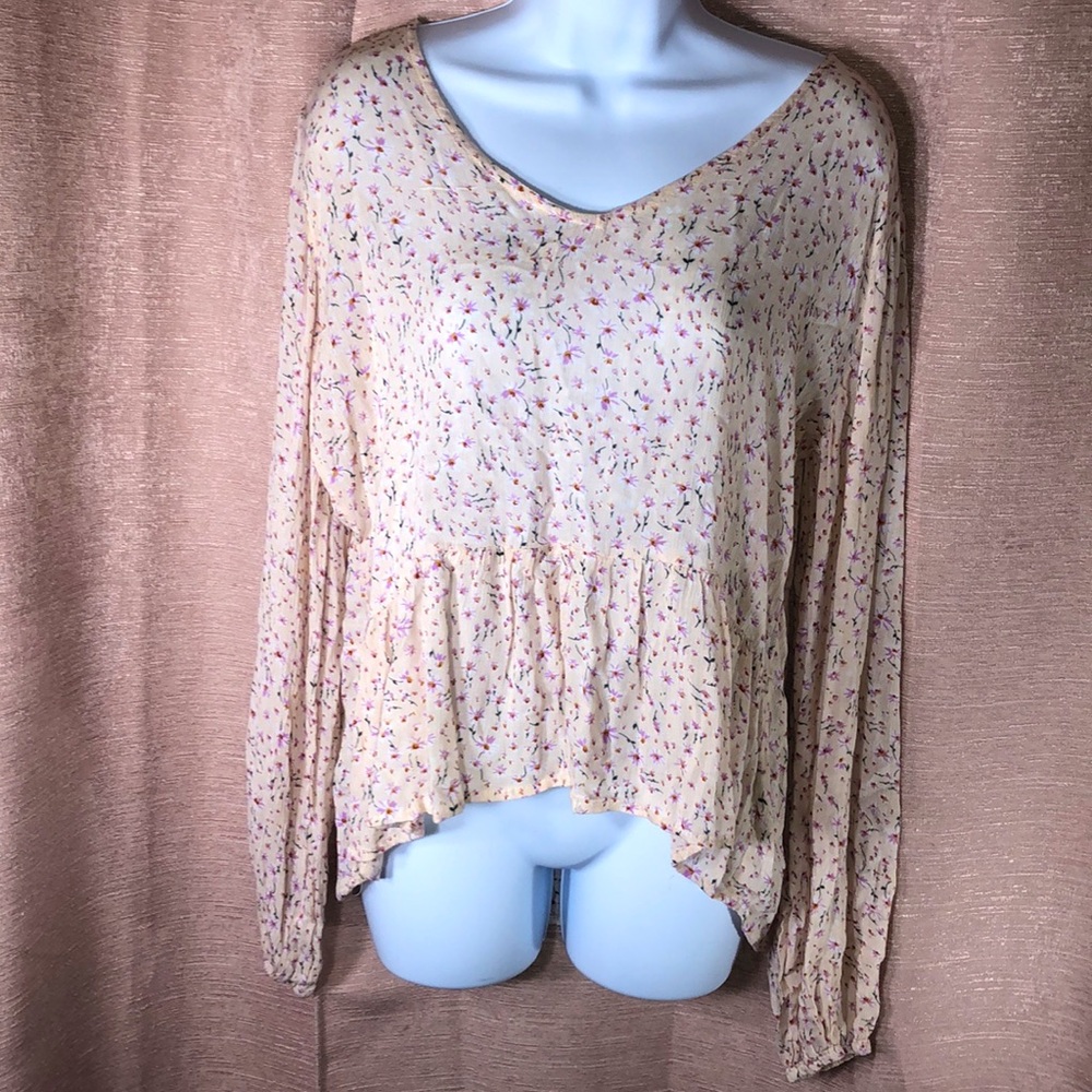 Light Pink Long Sleeve Floral Hi Lo Peplum Blouse